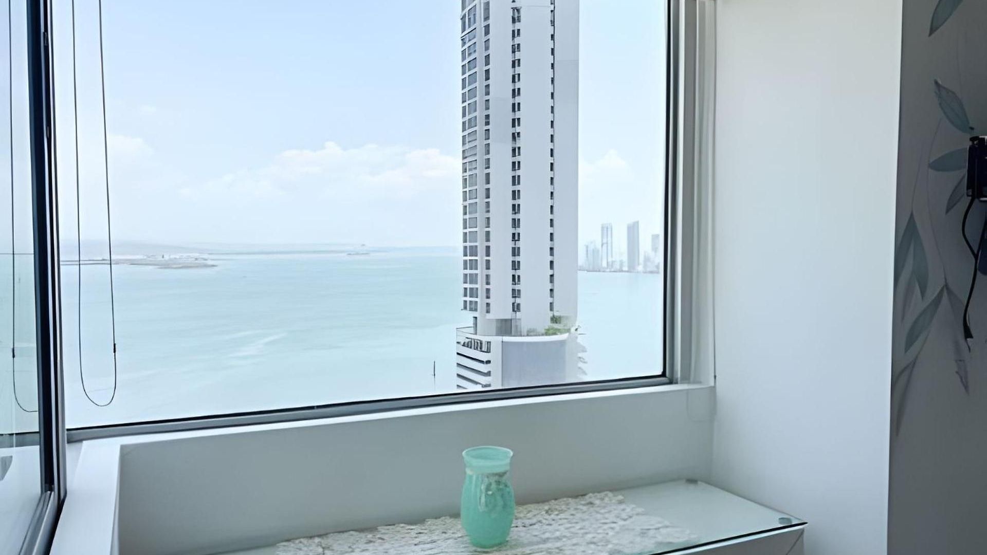 Espectacular Vista Al Mar - Edificio Infinito 1701 *