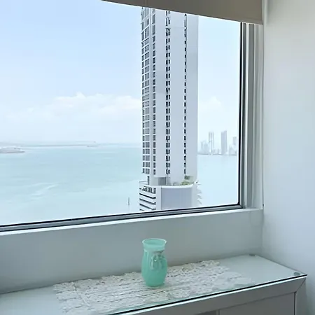 Espectacular Vista Al Mar - Edificio Infinito 1701 *