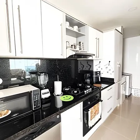 Apartamento Espectacular Vista Al Mar - Edificio Infinito 1701 *